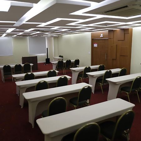 Ramada By Wyndham Manaus Torres Center Hotel Luaran gambar