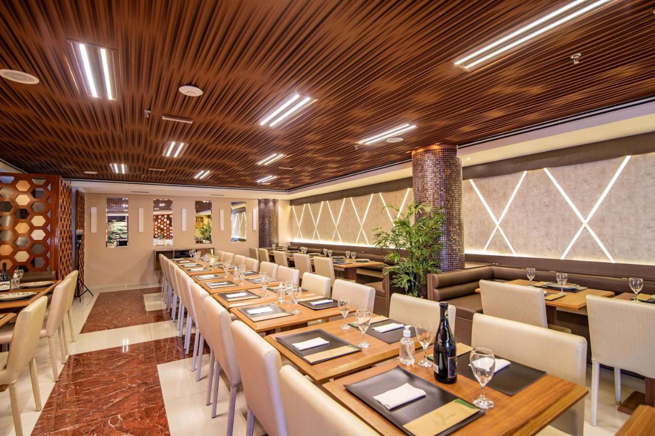 Ramada By Wyndham Manaus Torres Center Hotel Luaran gambar